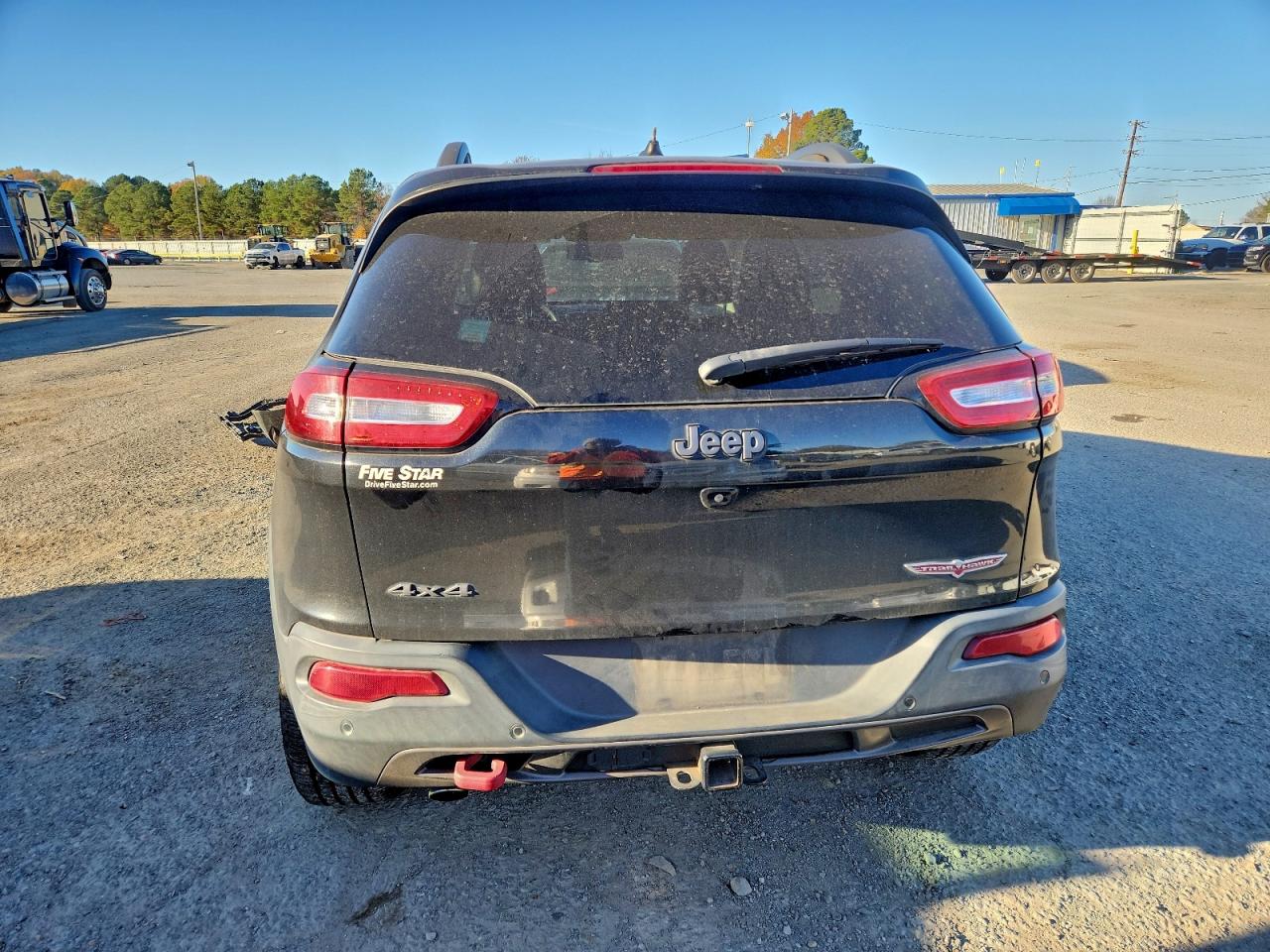 Jeep Cherokee Trailhawk Image 7