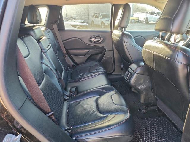 Jeep Cherokee Trailhawk Image 3