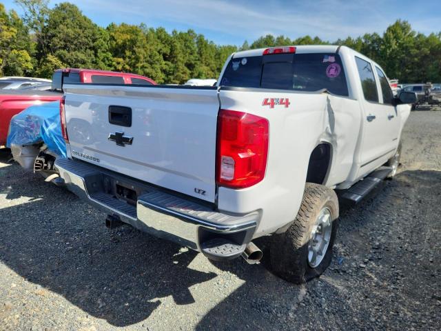 Chevrolet Silverado K1500 Ltz Image 2