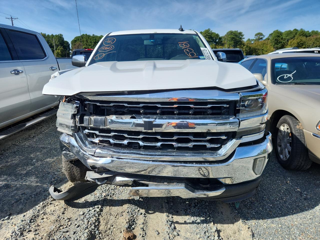 Chevrolet Silverado K1500 Ltz Image 5