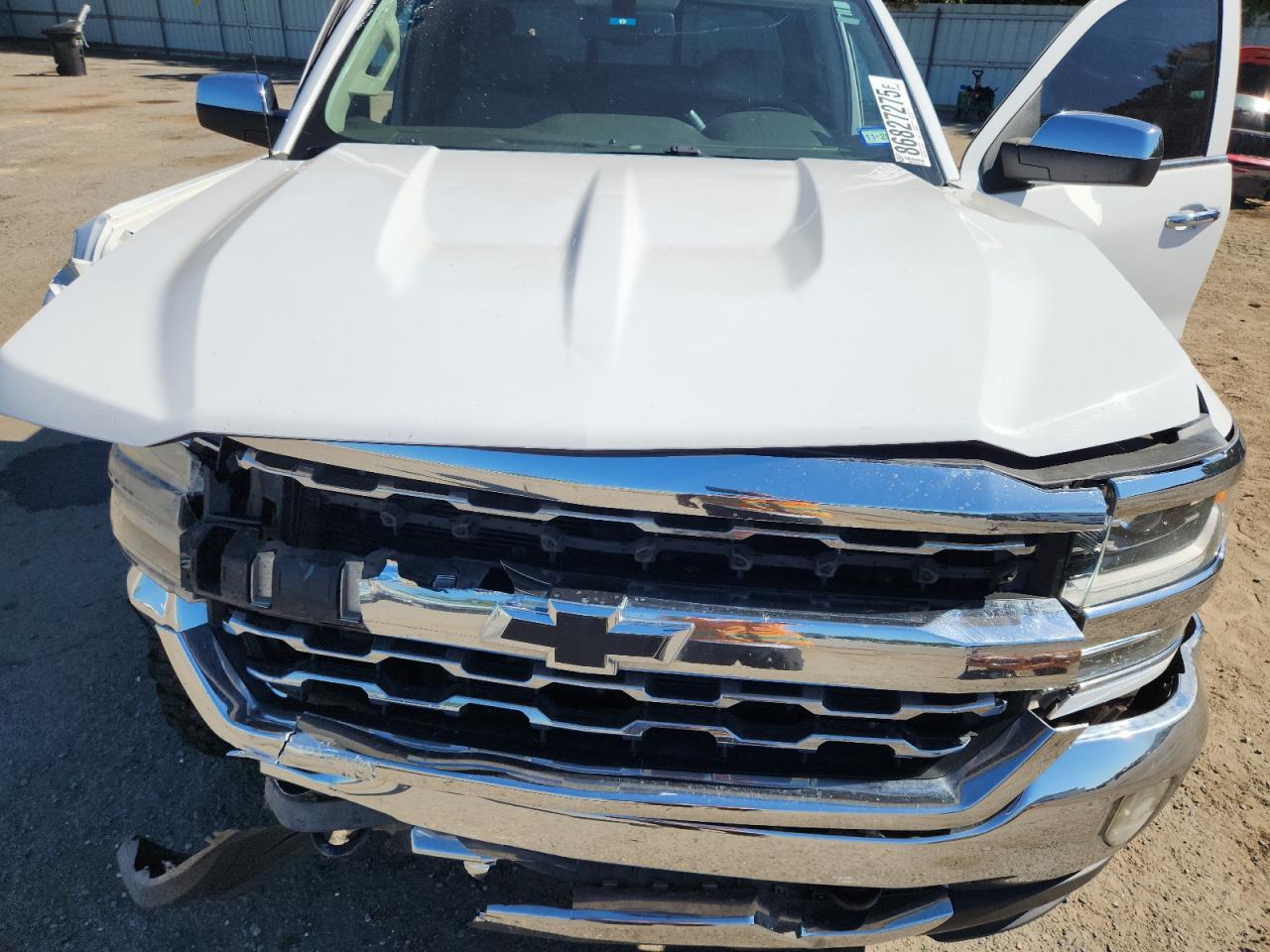 Chevrolet Silverado K1500 Ltz Image 9