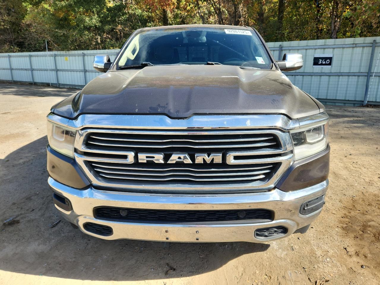 Ram 1500 Laramie Image 8