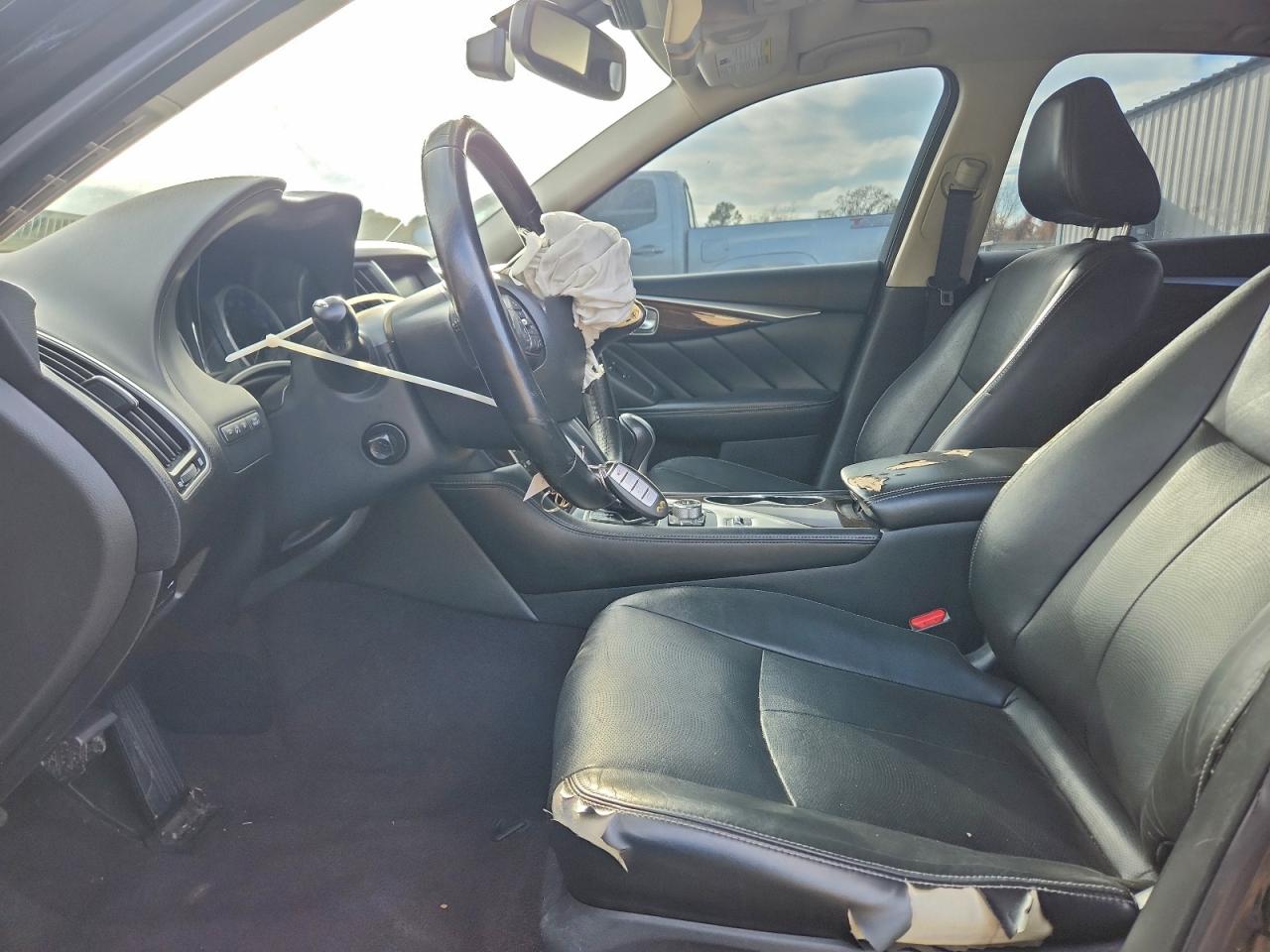 INFINITI Q50 Base Image 11