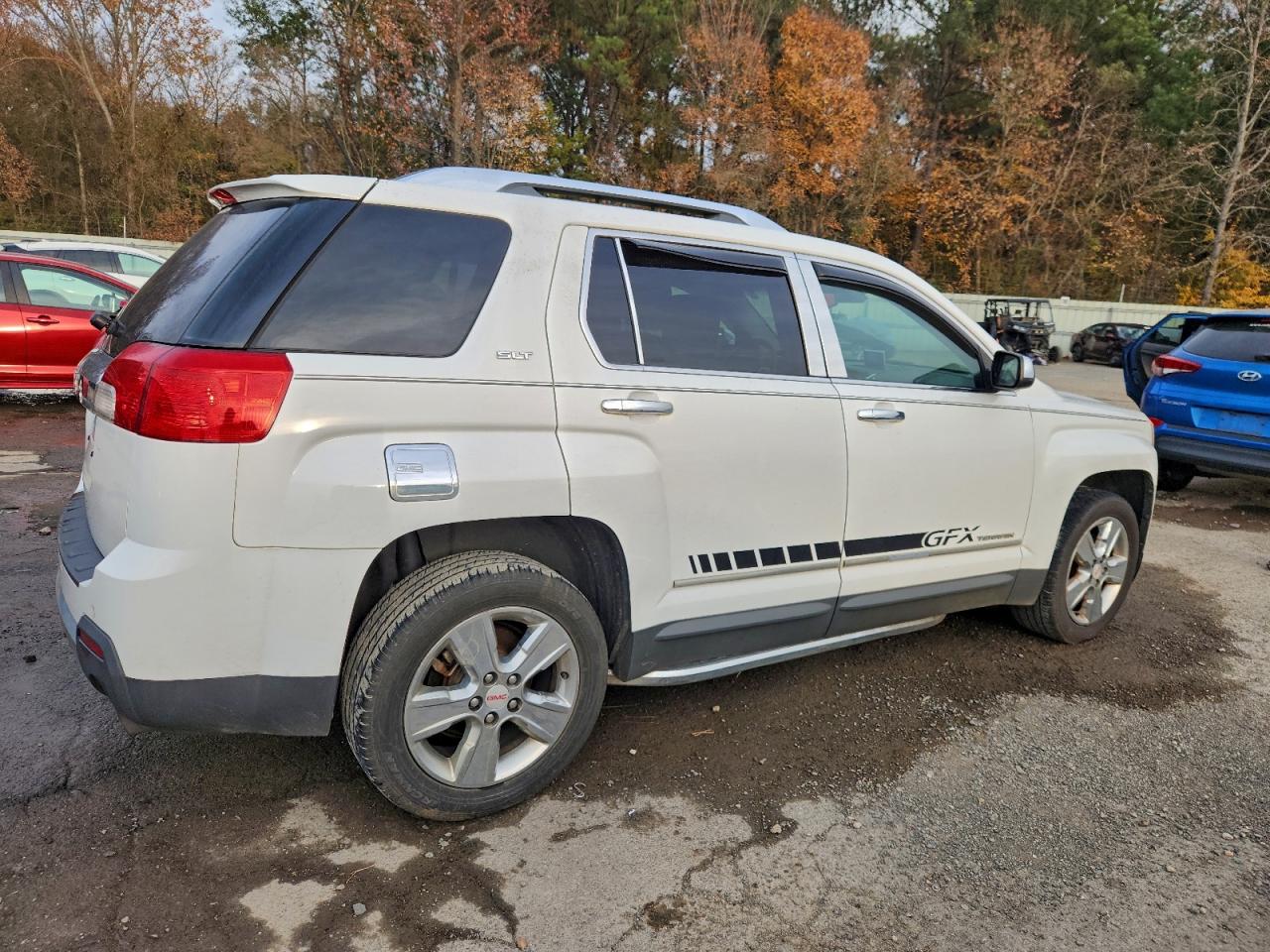 GMC Terrain Slt Image 2