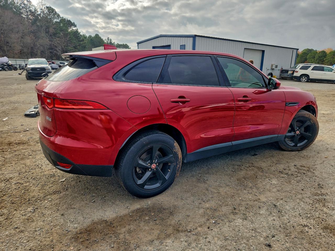 Jaguar F-PACE Premium Image 9