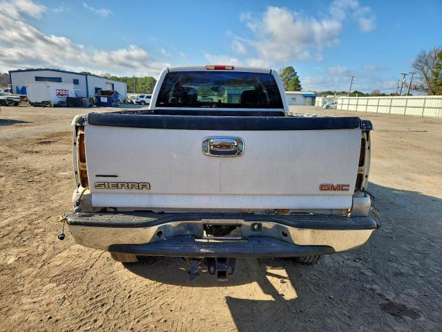 GMC Sierra C1500 Image 13