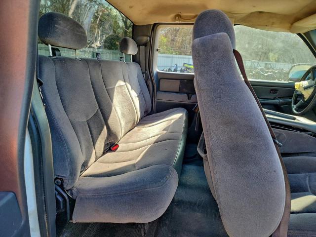 GMC Sierra C1500 Image 11