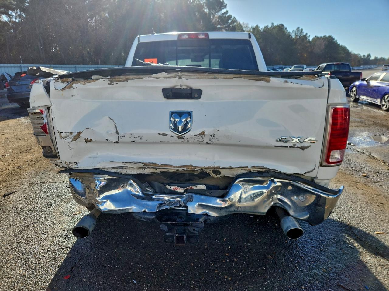 Ram 1500 Laramie Image 3