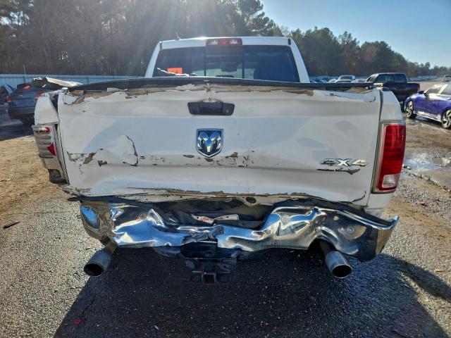 Ram 1500 Laramie Image 3