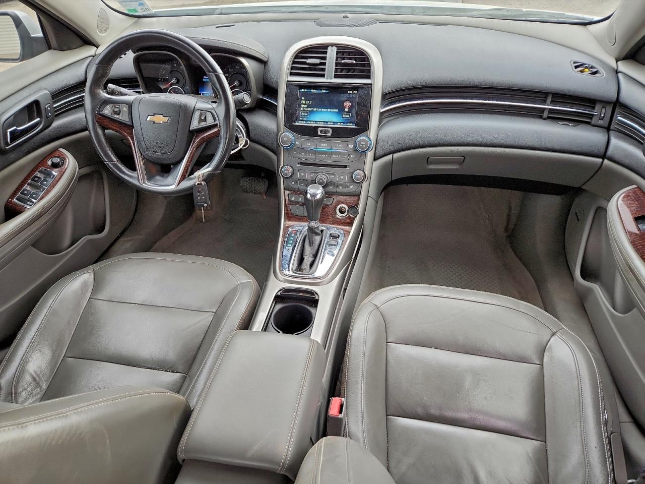 Chevrolet Malibu 2lt Image 13