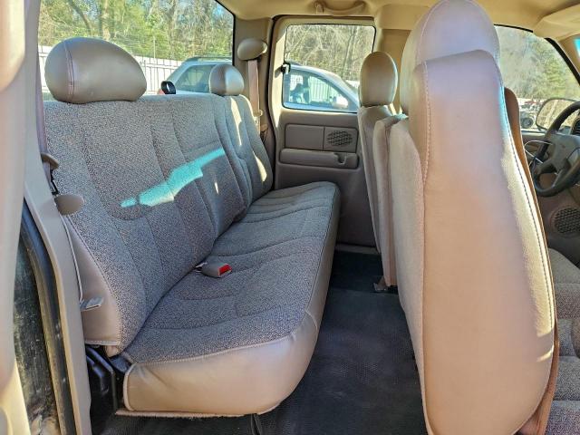 GMC Sierra C1500 Image 5