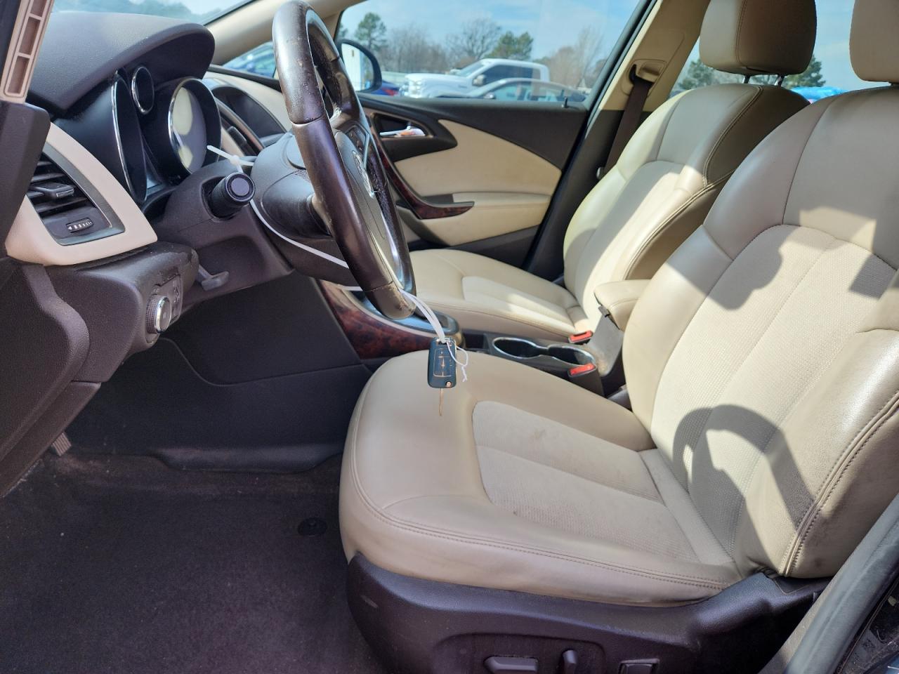 Buick Verano Sport Touring Image 12