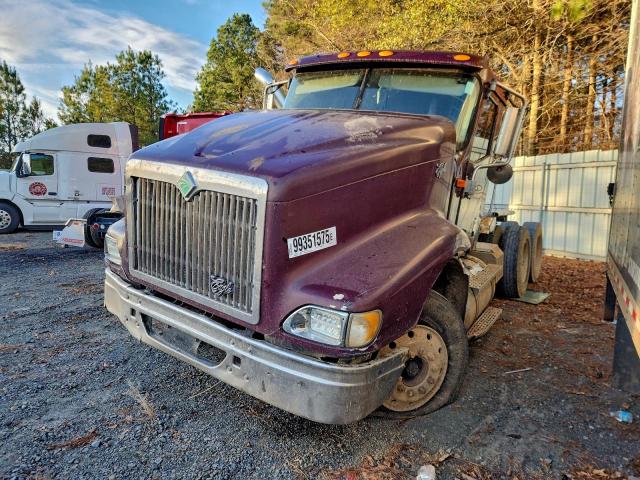 International 9900i Trac 9400i Image 5