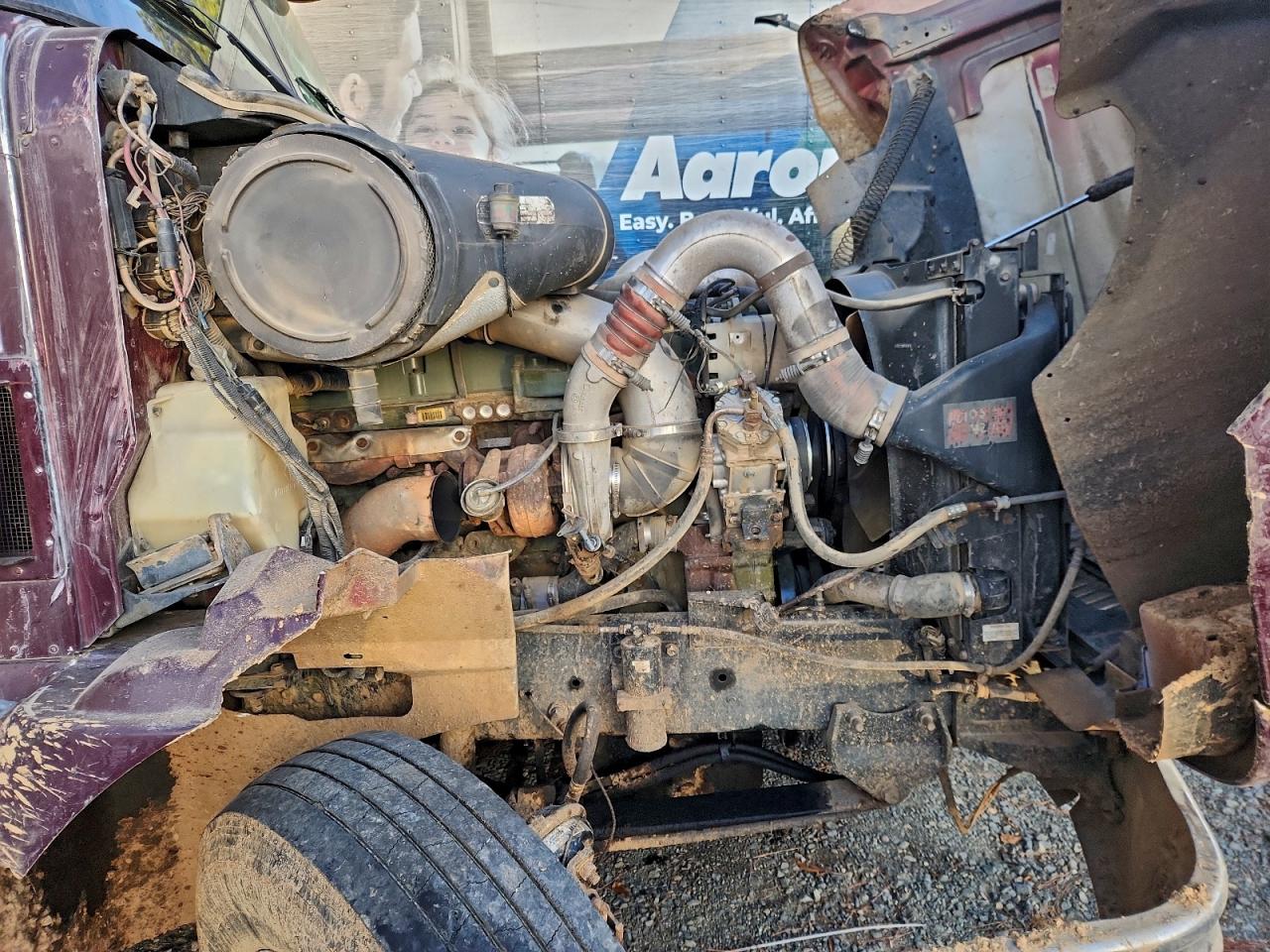 International 9900i Trac 9400i Image 7