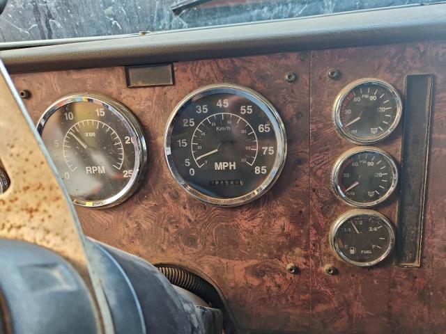 International 9900i Trac 9400i Image 9