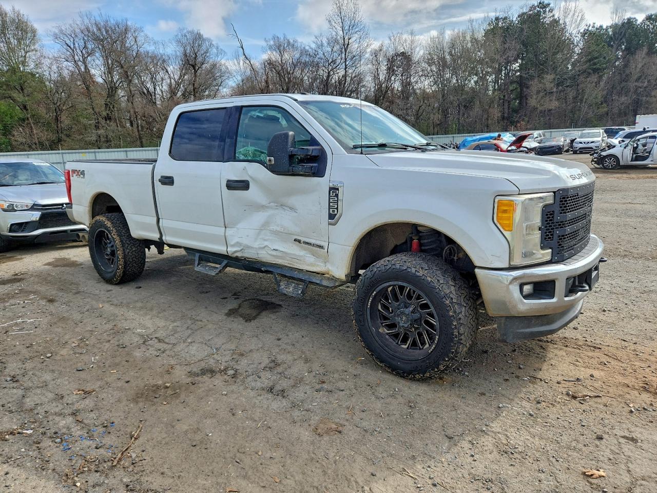 Ford F-250 Super Duty Image 4