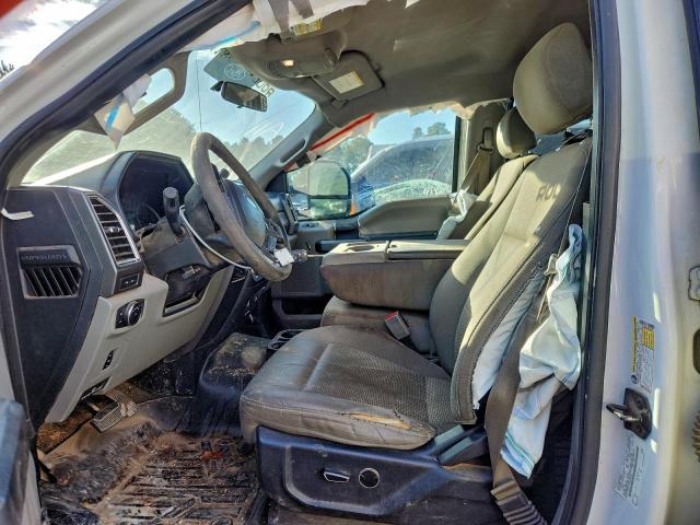 Ford F-250 Super Duty Image 3