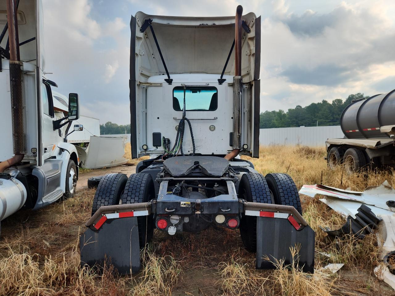 Peterbilt Tractor 579 Image 6