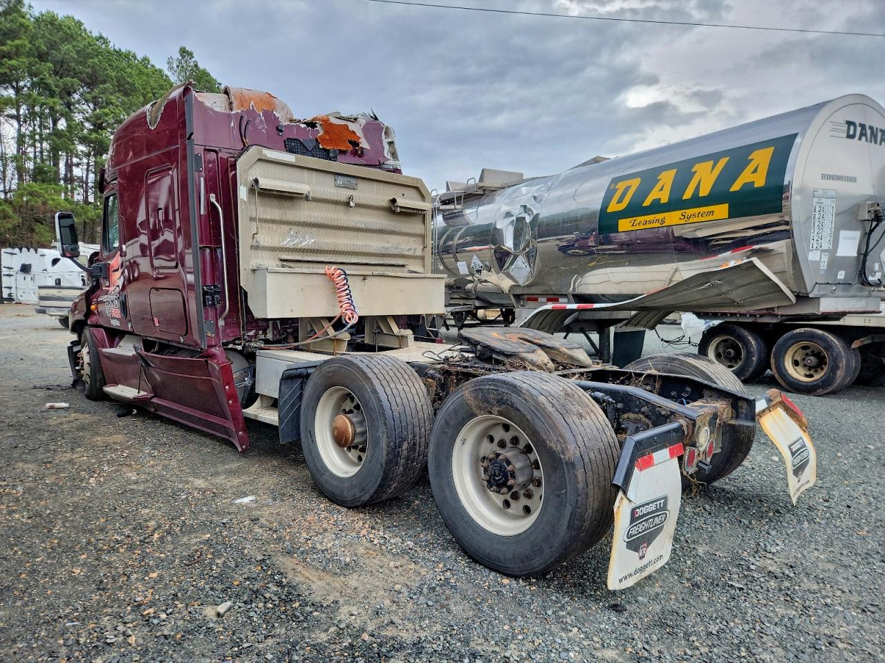 Freightliner Cascadia 1 Image 3