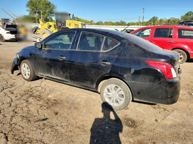 Nissan Versa S Image 2