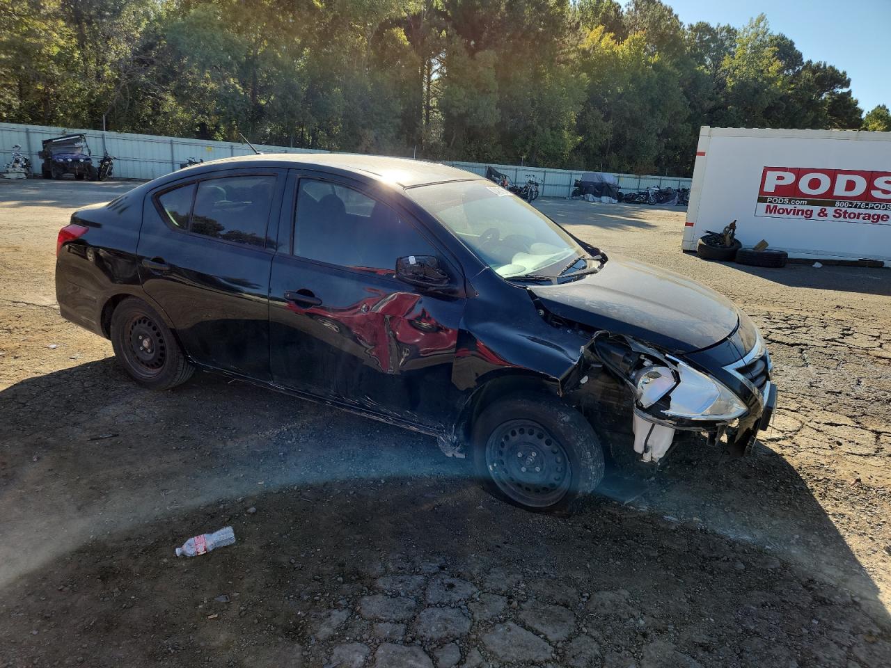 Nissan Versa S Image 5