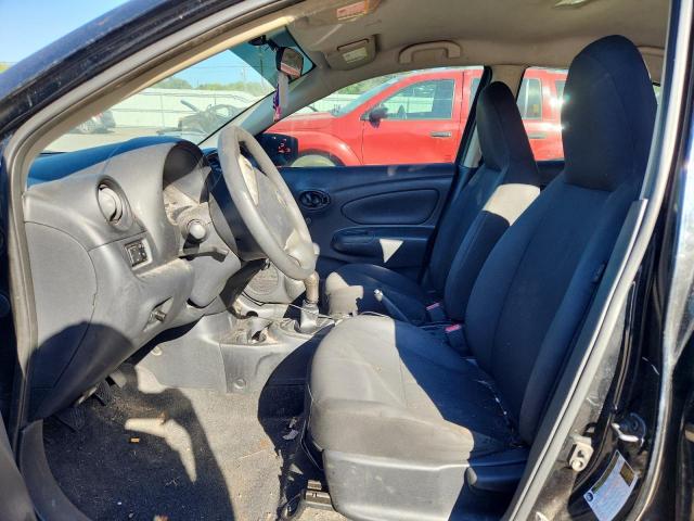 Nissan Versa S Image 4