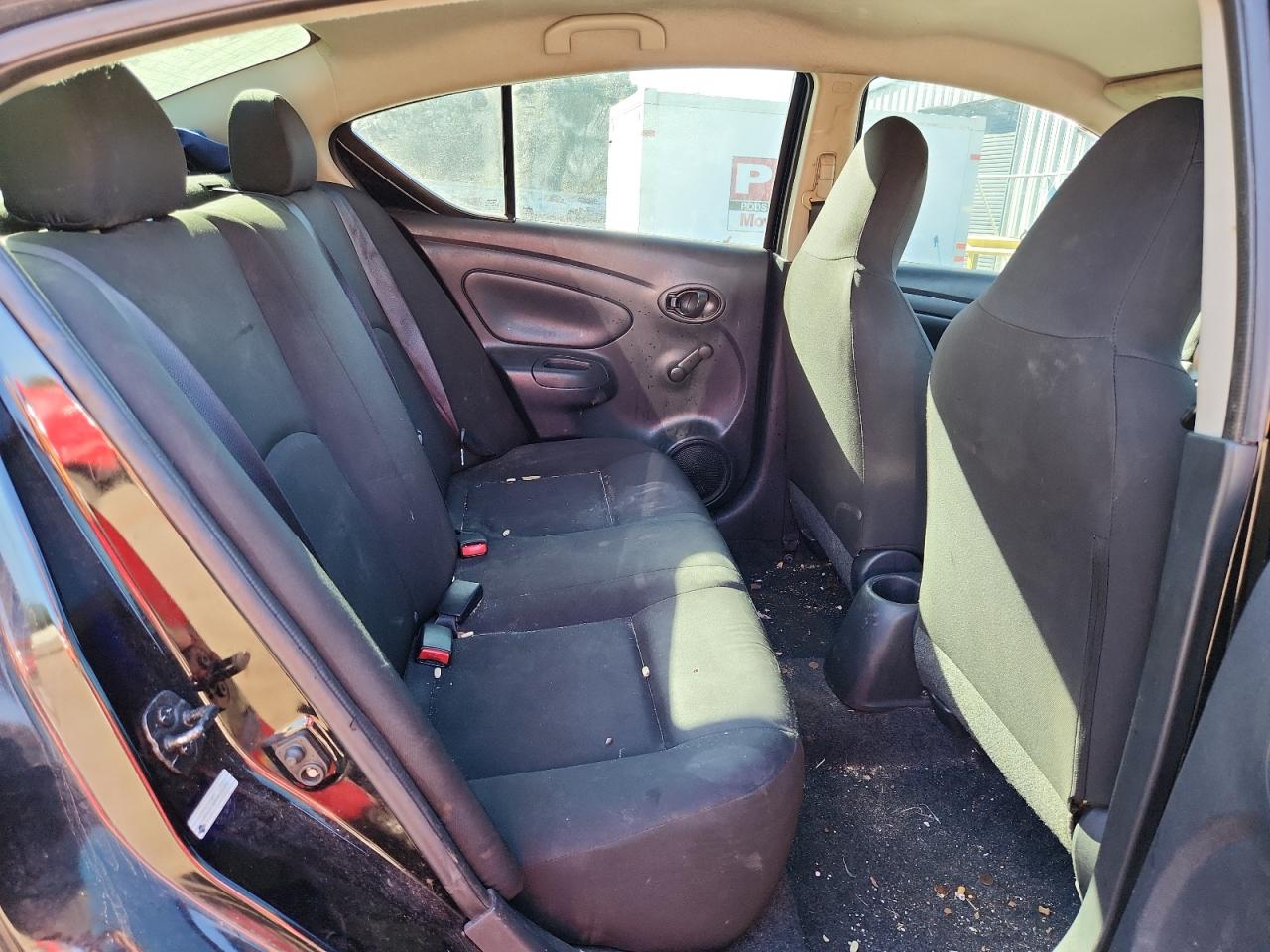 Nissan Versa S Image 12