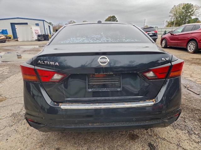 Nissan Altima Sv Image 3