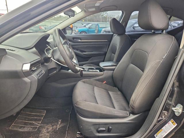 Nissan Altima Sv Image 8