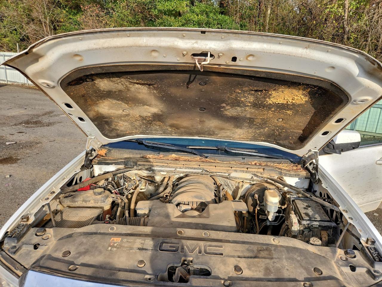 GMC Sierra K1500 Sle Image 8