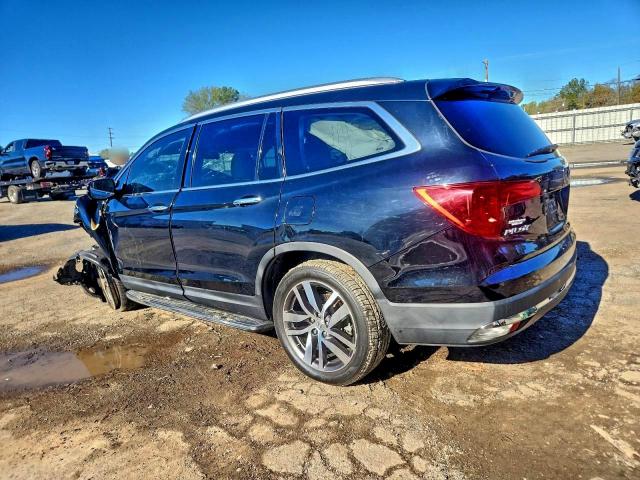 Honda Pilot Touring Image 6