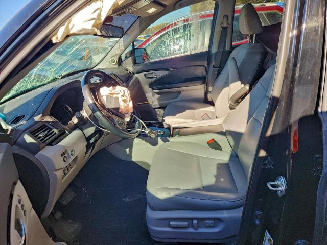 Honda Pilot Touring Image 8