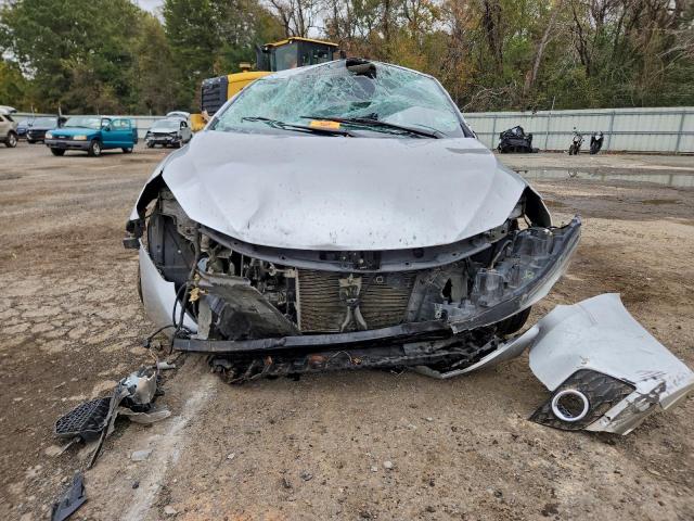 Nissan Sentra S Image 9