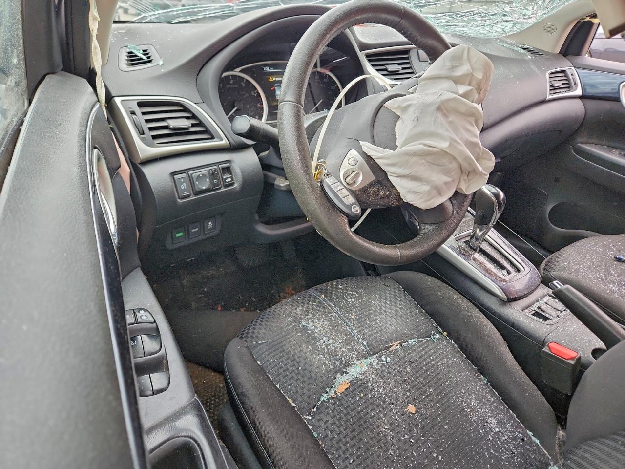 Nissan Sentra S Image 11