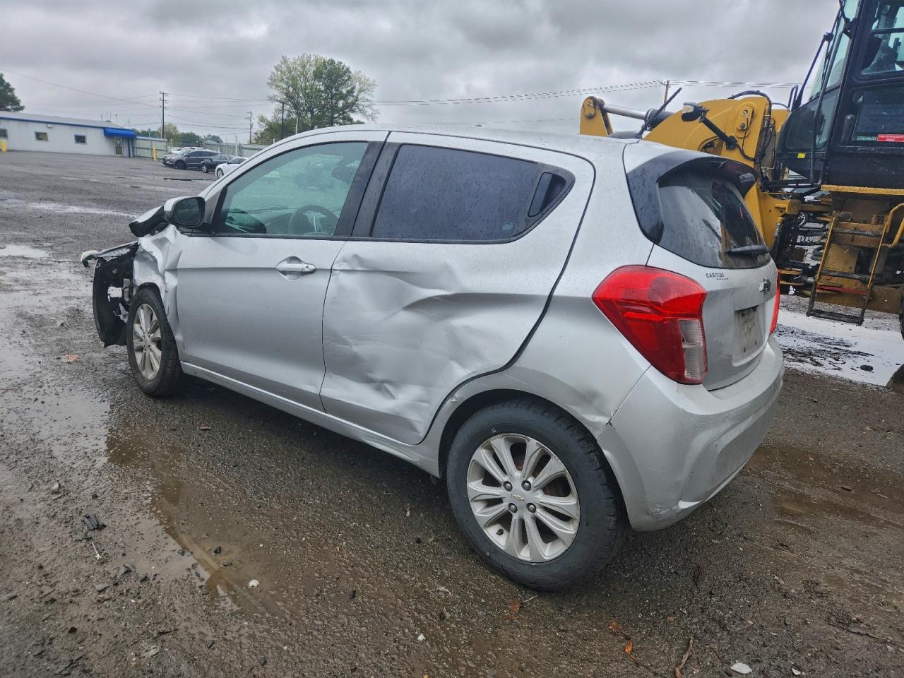 Chevrolet Spark 1lt Image 2