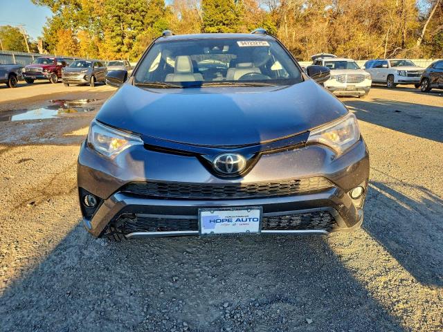 Toyota RAV4 Se Image 11