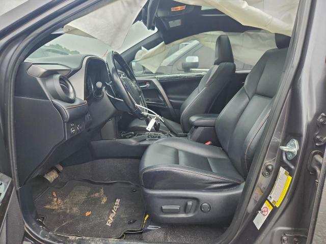 Toyota RAV4 Se Image 3