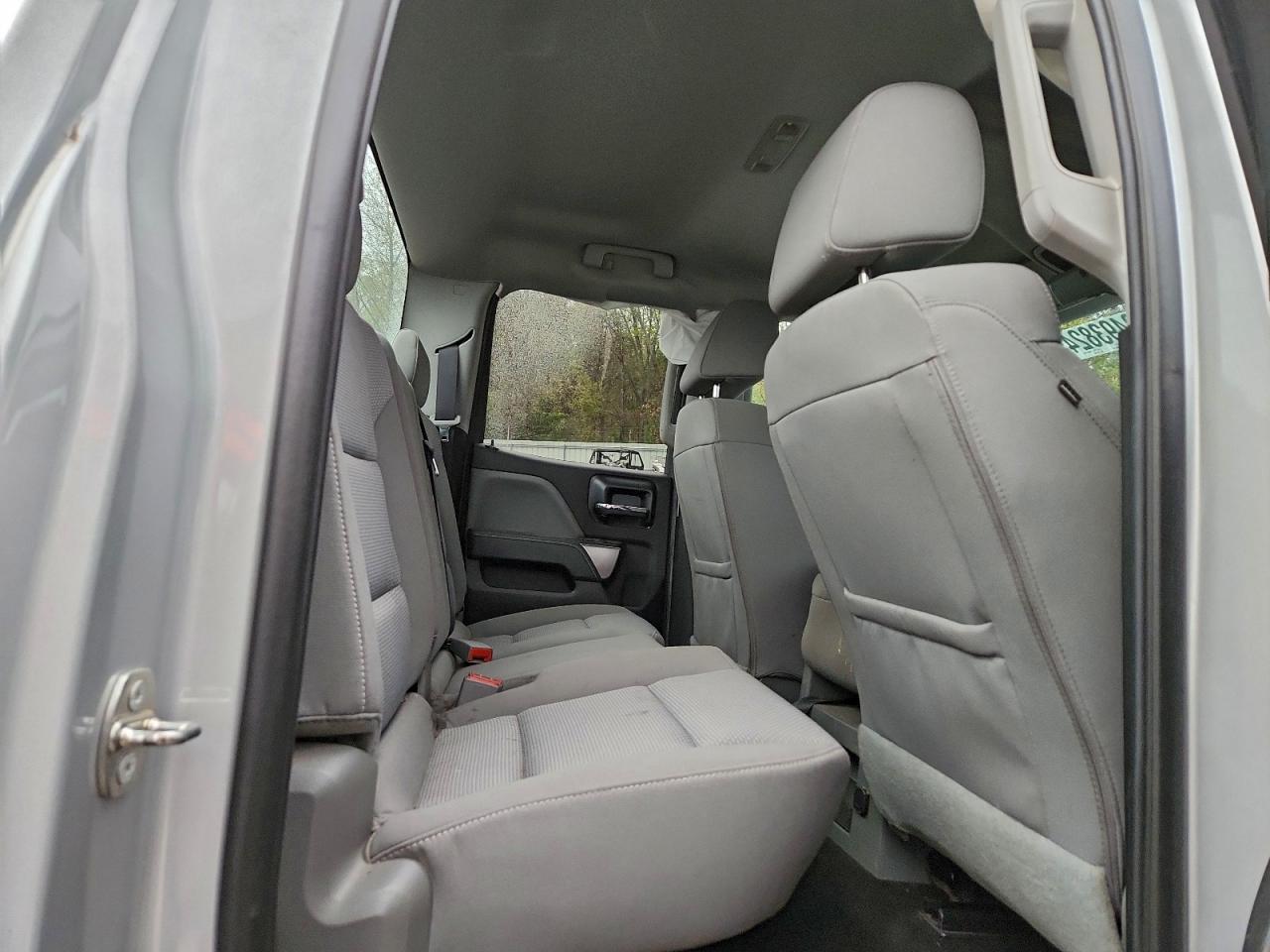 Chevrolet Silverado K1500 Lt Image 7