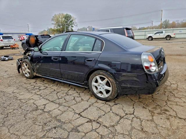 Nissan Altima Se Image 3