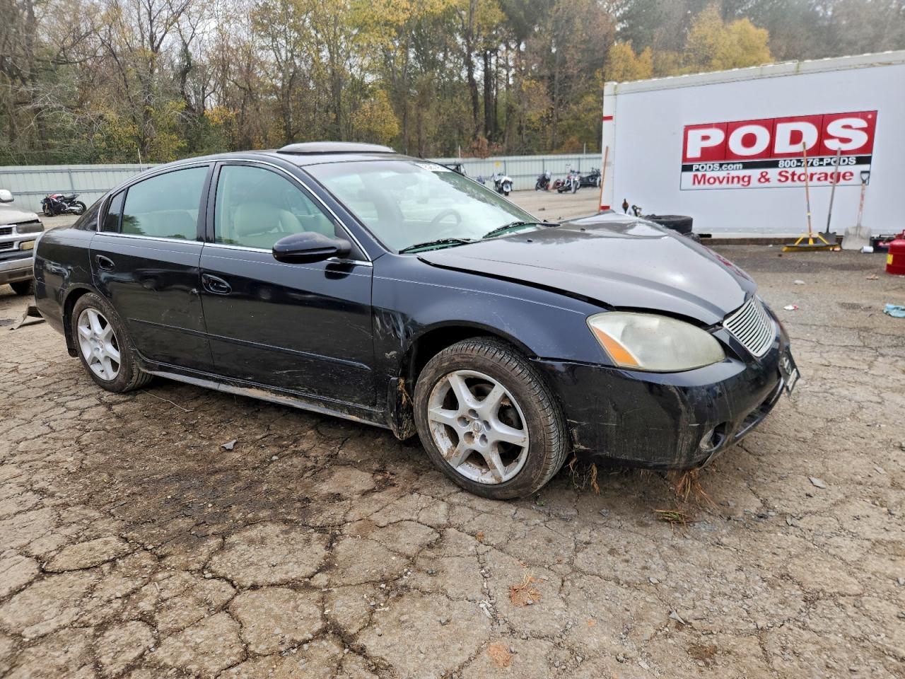 Nissan Altima Se Image 6