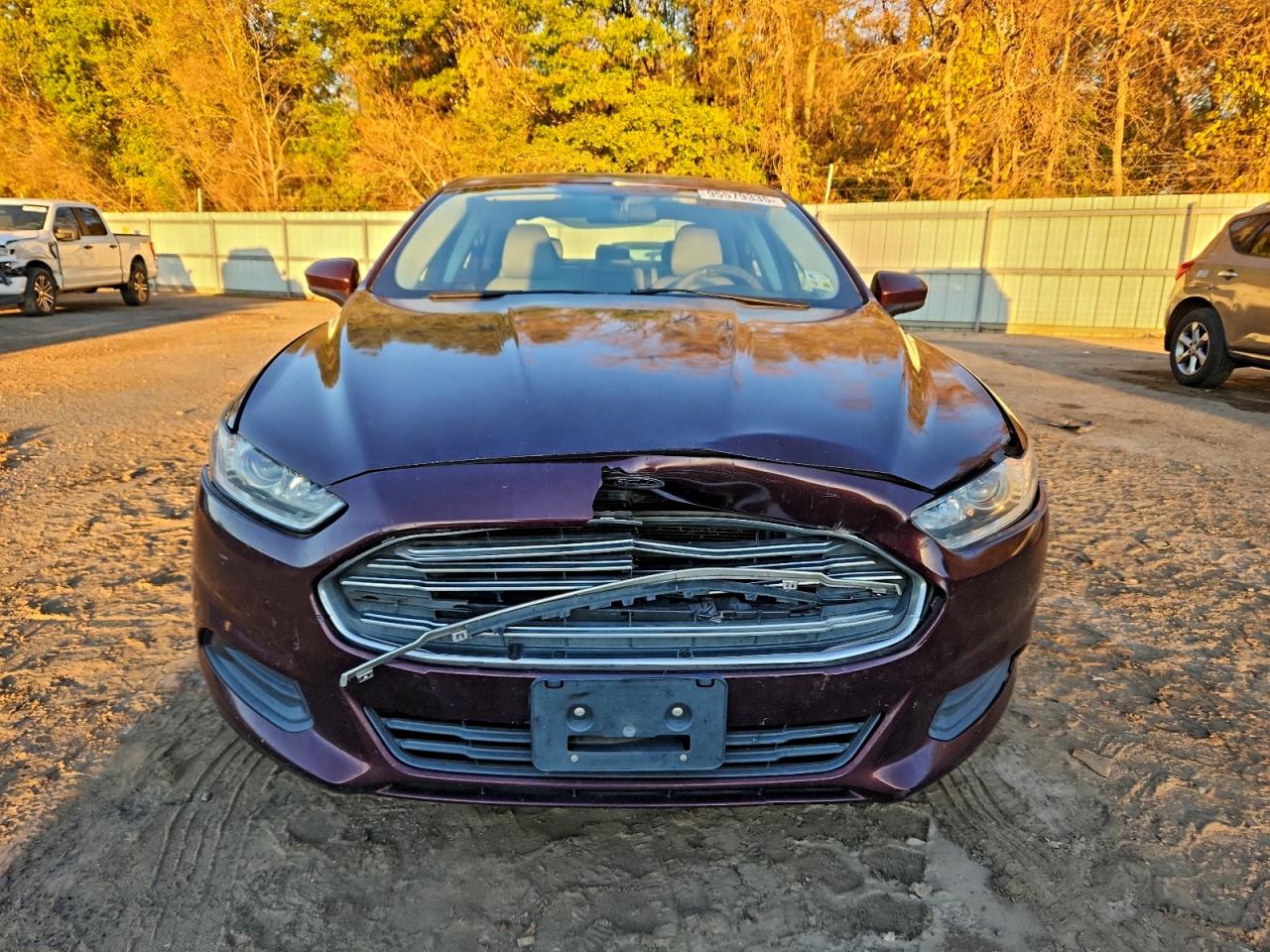 Ford Fusion S Image 7