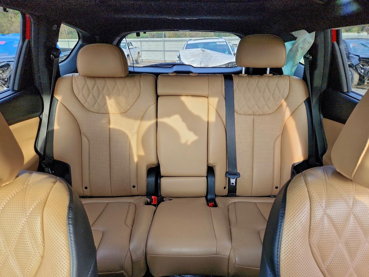 Hyundai SANTA FE Calligraphy Image 7