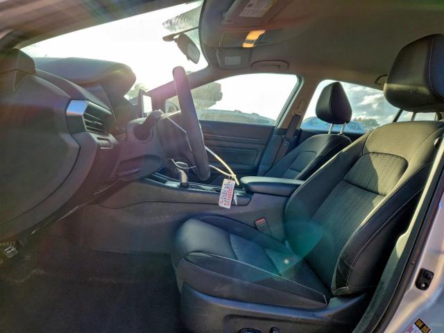 Nissan Altima S Image 13