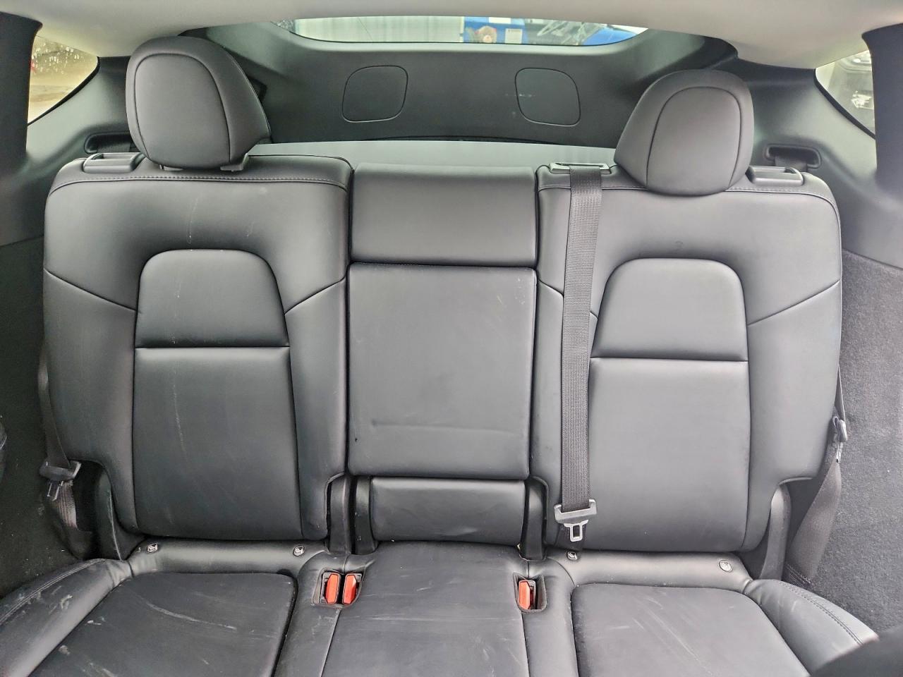 Tesla Model Y Image 6