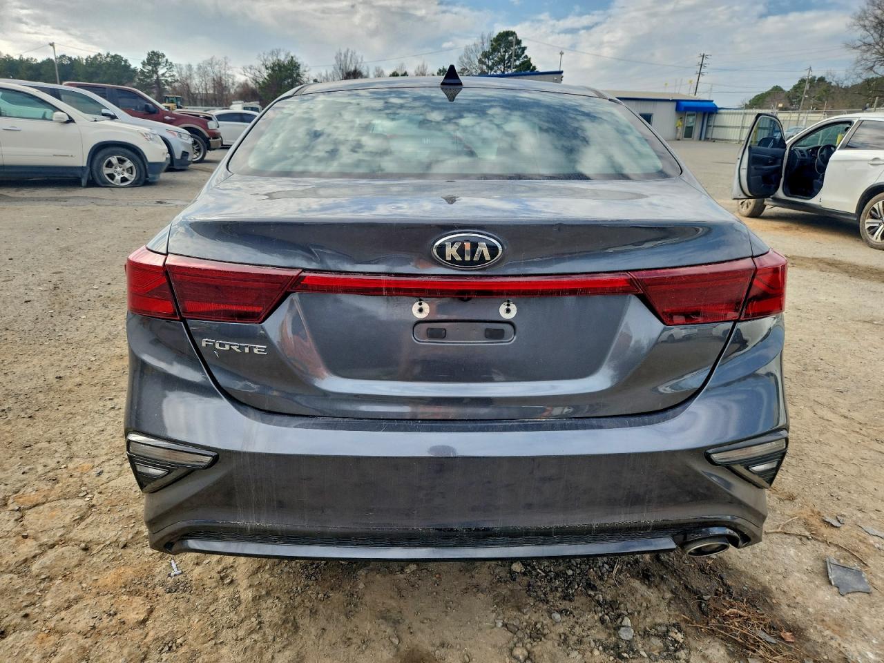 Kia Forte Fe Image 7