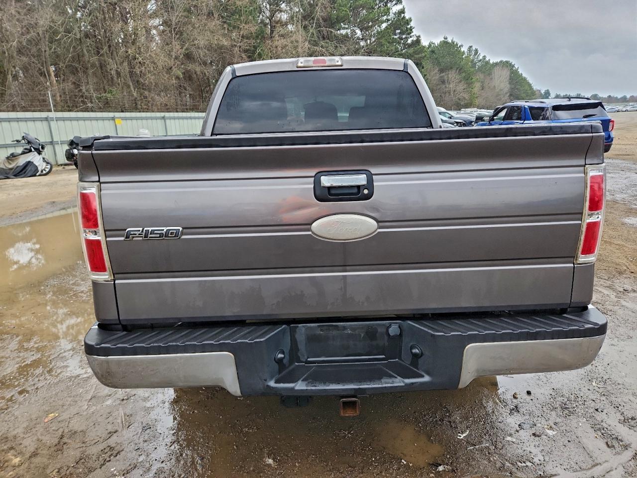 Ford F-150 Supercrew Image 4