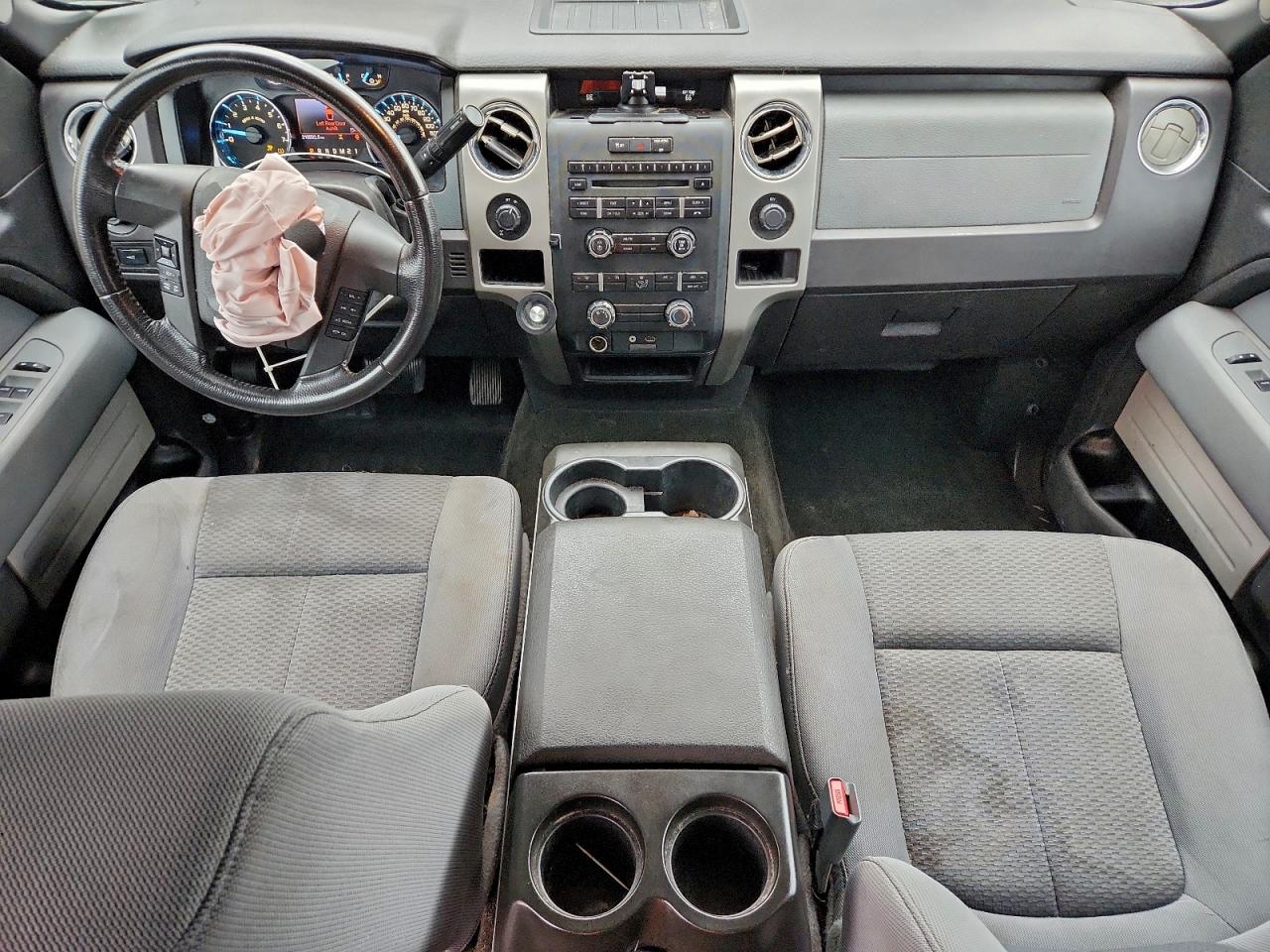 Ford F-150 Supercrew Image 7