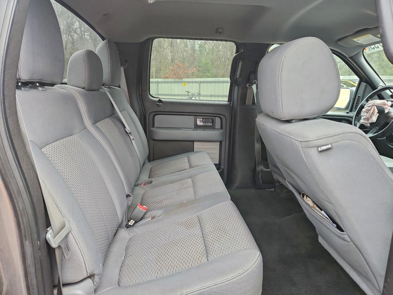 Ford F-150 Supercrew Image 11