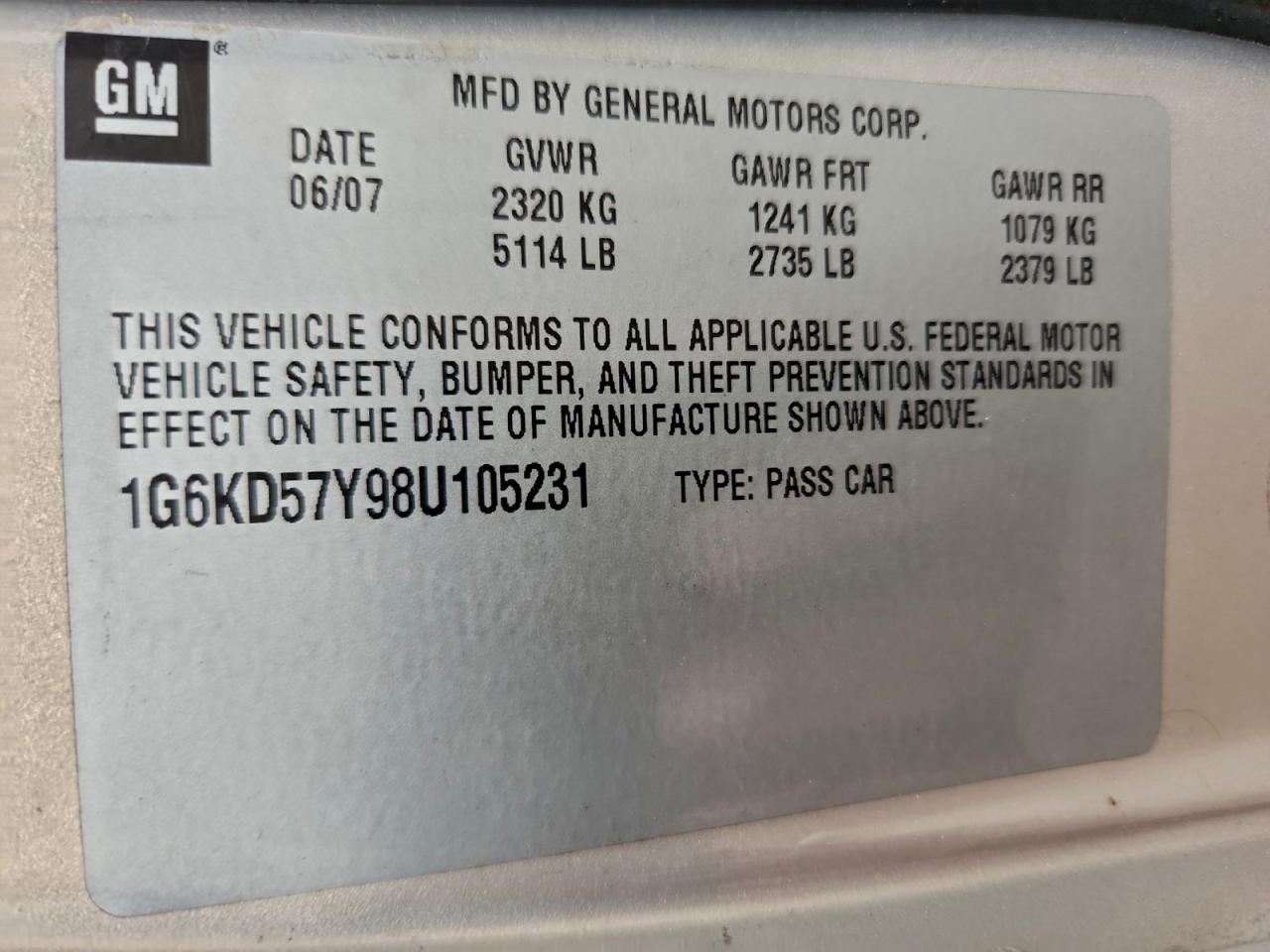 Cadillac DTS Image 9