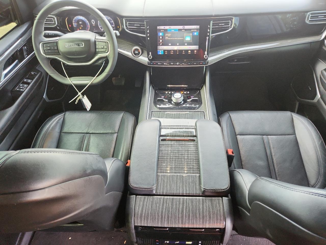 Jeep Wagoneer Series Iii Image 12